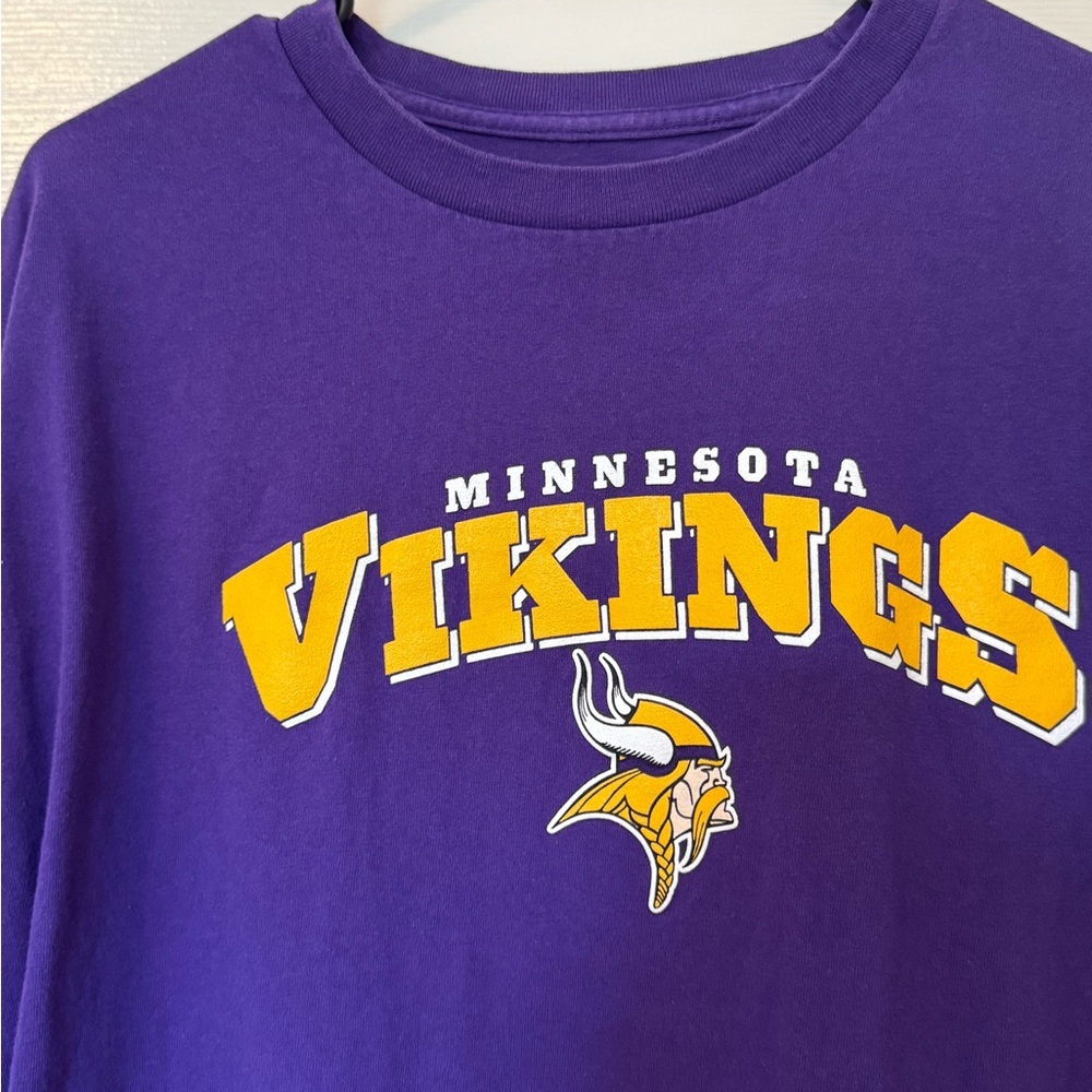NFL Team Apparel Purple Long Sleeve Tee  Minnesota Vikings - Picture 2 of 8